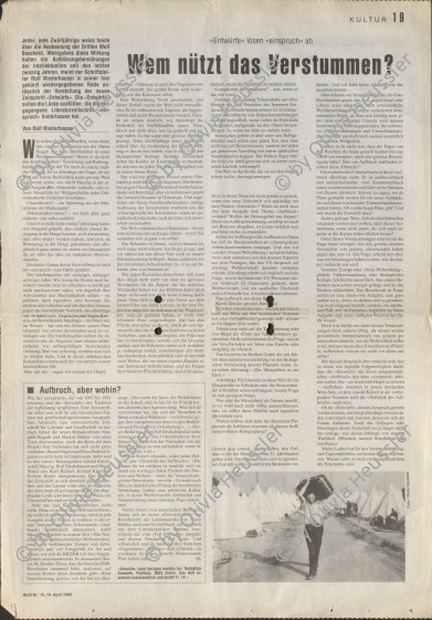 Image of sheet 19890610 photo 22: Türkischstämmig Flüchtling Mann aus Bulgarien im Lager des türkischen Halbmond an der Grenze zu Bulgarien trägt seinen Koffer auf der Schulter Kapikule Edirne Türkei 07.89 1989 √ refugee

turkish Half Moon on the border with Bulgaria 
Man carries his bag on his shoulder
This turkish-original man has just arrived from central Bulgaria in this Turkish refugeecamp of the Halfmoon-Organisation. They had come to find work and residence in Turkey. A monts later most of the 300 000 returned. √ Refugee