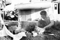 Image of sheet 19890640 photo 32: Romani Ein Romni Romi Paar flickt Kessel. In einem langen Verfahren. mit Hilfe der Frau. 1989 √ Europa east bloc comunism social woman man roma work
Shumen (Bulgarian: Шумен, also spelled Shoumen or Šumen) is the tenth-largest city in Bulgaria and capital of Shumen Province.