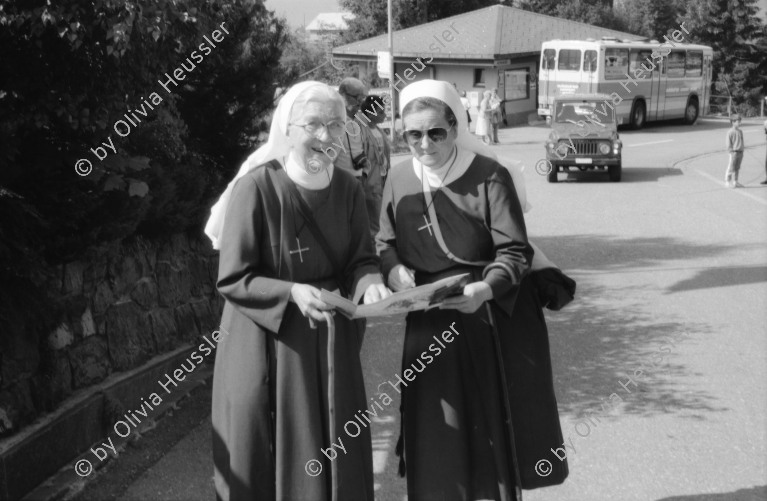 Image of sheet 19890660 photo 15: Zwei Nonnen, Zürich 1989