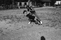 Image of sheet 19890700 photo 28: Bäbe Weber  tanzen auf dem 'Felde', 1989.