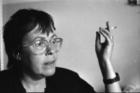 Image of sheet 19890750 photo 6: Verfasserin der Tina Modotti Biografie.