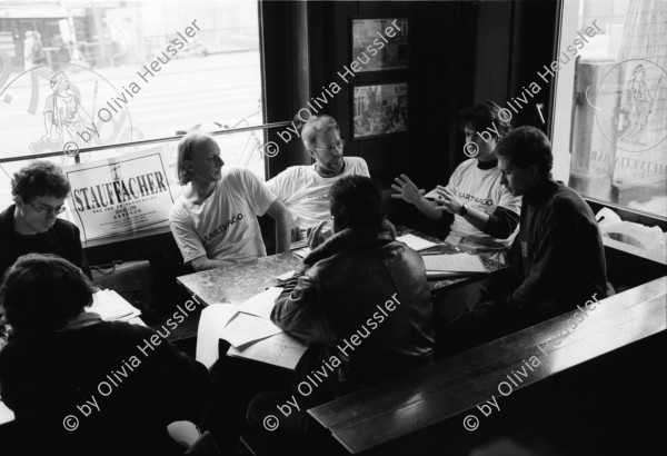 Image of sheet 19890900 photo 25: Schweiz Switzerland housing wohnungsnot protest