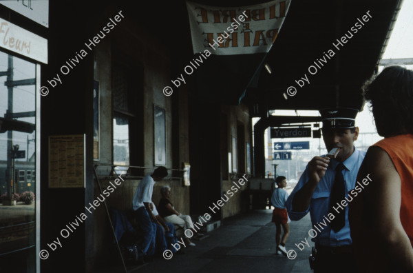 Image of sheet 19893004 photo 14: Weiterbildungs-Messe für Frauen, Volkshaus Zürich 1989.