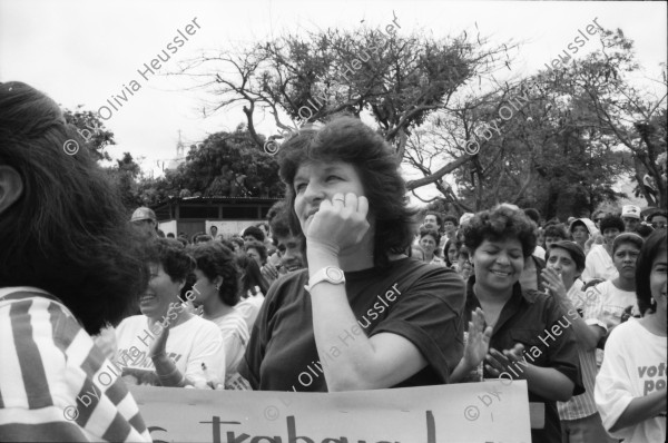 Image of sheet 19900390 photo 14: In Esteli Nicaragua wird zum ersten Mal nach der Machtübernahme von Violetta Chamorro, 1. Mai 'gefeiert'.