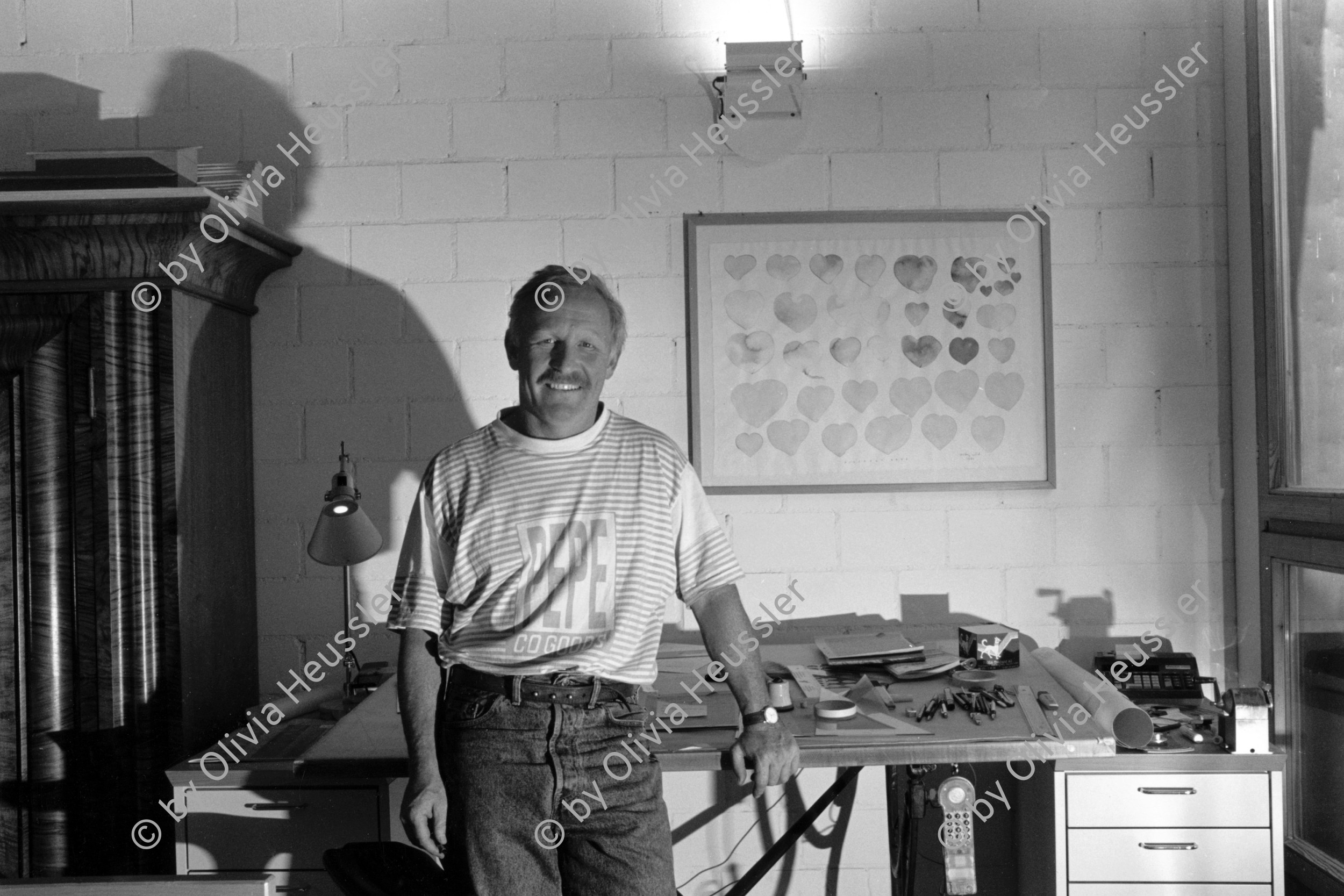 Image of sheet 19900580 photo 22: Portrait für Hochparterre: 23.8.1990 Designer und Möbelschreiner in Ulisbach, Toggenburg, Christian Anderegg. Schweiz 1990 √ design wood möbel furniture Swiss Switzerland