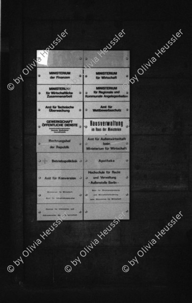 Image of sheet 19900710 photo 20: Das Reichsluftfahrtministerium (RLM) war ein Ministerium in der Zeit des Dritten Reichs. Für dieses Ministerium wurde 1935 ein monumentales Bürogebäude in Berlin errichtet, das seit 1992 Detlev-Rohwedder-Haus heißt und heute Sitz des Bundesministeriums der Finanzen ist.
Pater Noster Lift  DDR GDR Ost Berlin 1990
The Ministry of Aviation (German: Reichsluftfahrtministerium, RLM) was a government department during the period of Nazi Germany (1933–45). It is also the original name of a building in Wilhelmstraße in central Berlin, the capital of Germany, which now houses the Bundesministerium der Finanzen (German Finance Ministry).
 ehemaliger Arbeitsraum von Göhring. Kleiner Festsaal. Nr. 16
 Fanta und Coca Cola ! Kunst am Bau von Levandowski. Schnitt.
 Reichsadler im Brückengeländer.Elbe.? 
Markthalle am Alexander Platz. Eingang von Via Lewandovsky 1990 von Gruppe Atoperforationskünstler. Bild im Innern 'Lohn der Arbeit'.