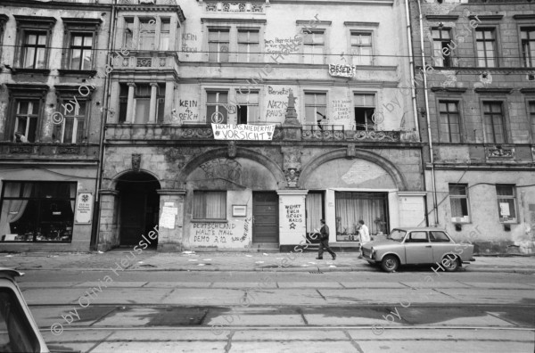 Image of sheet 19900760 photo 36: Besetztes Haus an der Neuen Schönhauserstr. 13 in 1020 Berlin 1990.