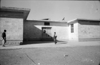 Image of sheet 19901030 photo 35: Ein Schulhof, mit Atatürk s Siluette, Midyat, Kurdische Türkei 1990.