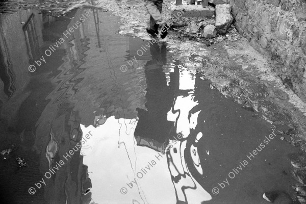 Image of sheet 19901060 photo 10: Türkei-Kurdistan, Turkey Kurds Kurdish  wasser water baker bread brot
Exhibition Shadows and other Natures