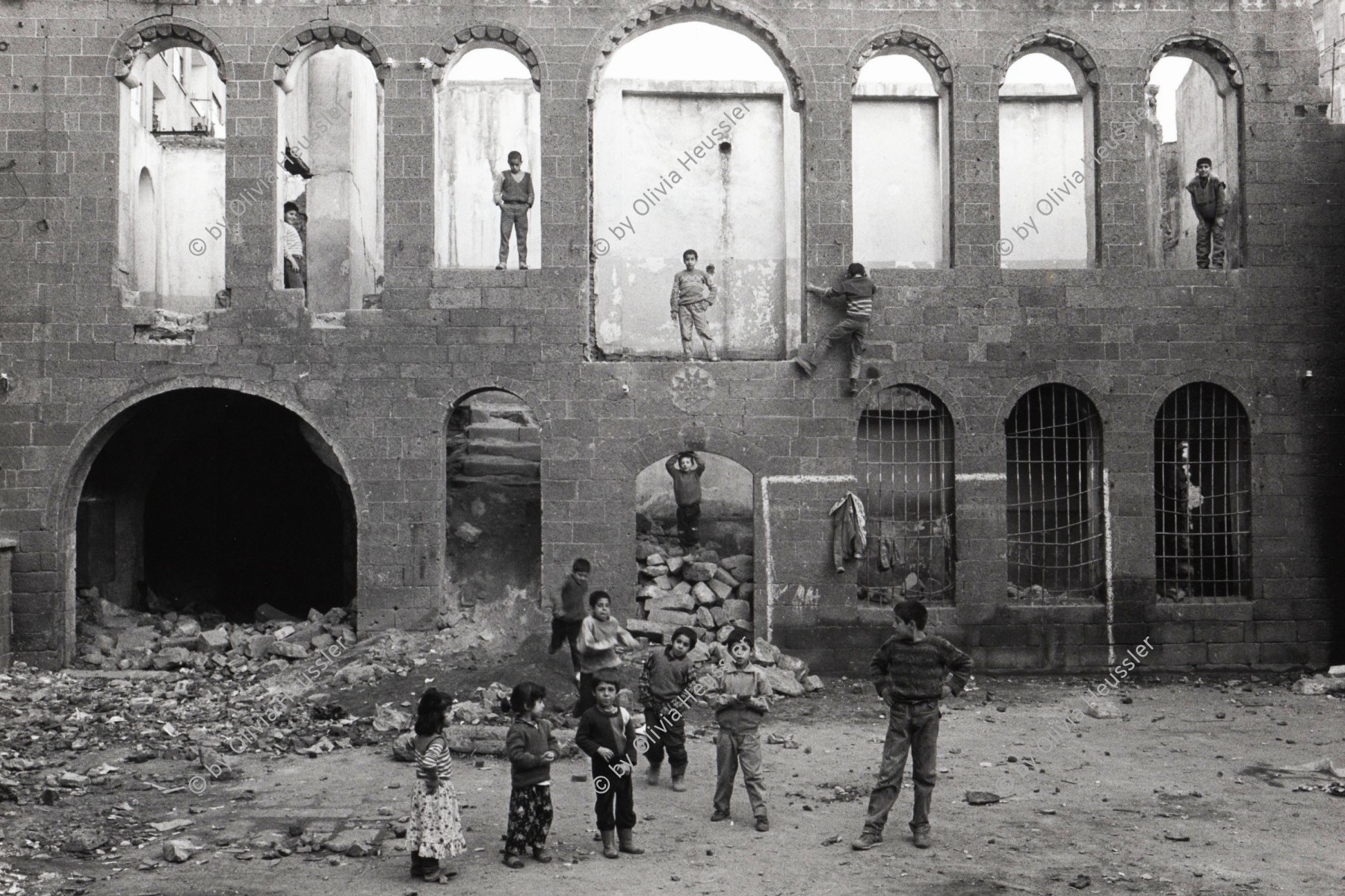 Image of sheet 19901060 photo 15: kids children playground

ohne Aufkleber