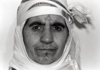 Image of sheet 19901080 photo 8: Türkisch kurdische Hotelangestellte in Diyarbakir. 12.90
Im Hotel arbeitet eine frau mit traditioneller Bekleidung, was auf ihre Herkunft deutet. Sie wischt den teppich von Hand. Portrait. Sie ist im Gesicht tätowiert.
The hotel operates a woman with traditional clothing, indicating their origin. She wipes the carpet by hand. Portrait. She is tattooed on his face.

Kurds Kurdish Turkey Diyarbakir

© 1990, Olivia Heussler √


Kurdish Turkey Kurds Ostanatolien Kurden 1990 √