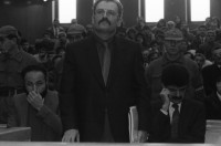 Image of sheet 19901100 photo 20: Die angeklagten kurdischen Anwälte v.l.n.r. Vedat Aydin, Ahmet Zeki Okçuoğlu, und Mustafa Oezer während einem Prozess im Ankaraer Staatsgericht. Ahmet Zeki Okçuoğlu, ist 1999 einer der Verteidiger im Prozess gegen den Kurdenführer Oecalan. Öcalan Ankara Türkei 12.90
Kurd Turkish Turkey Kurdish Kurden 1990 √