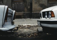 Image of sheet 19903003 photo 30: Trabant und BMW auf Parkplatz.  28.09.1990 Berlin, Deutschland, Europa.

19903003 30
DDR; Deutschland; Fahrzeug; Trabant; BMW; PW; Strasse; Berlin; Parkplatz ; Germany ; Europe

{