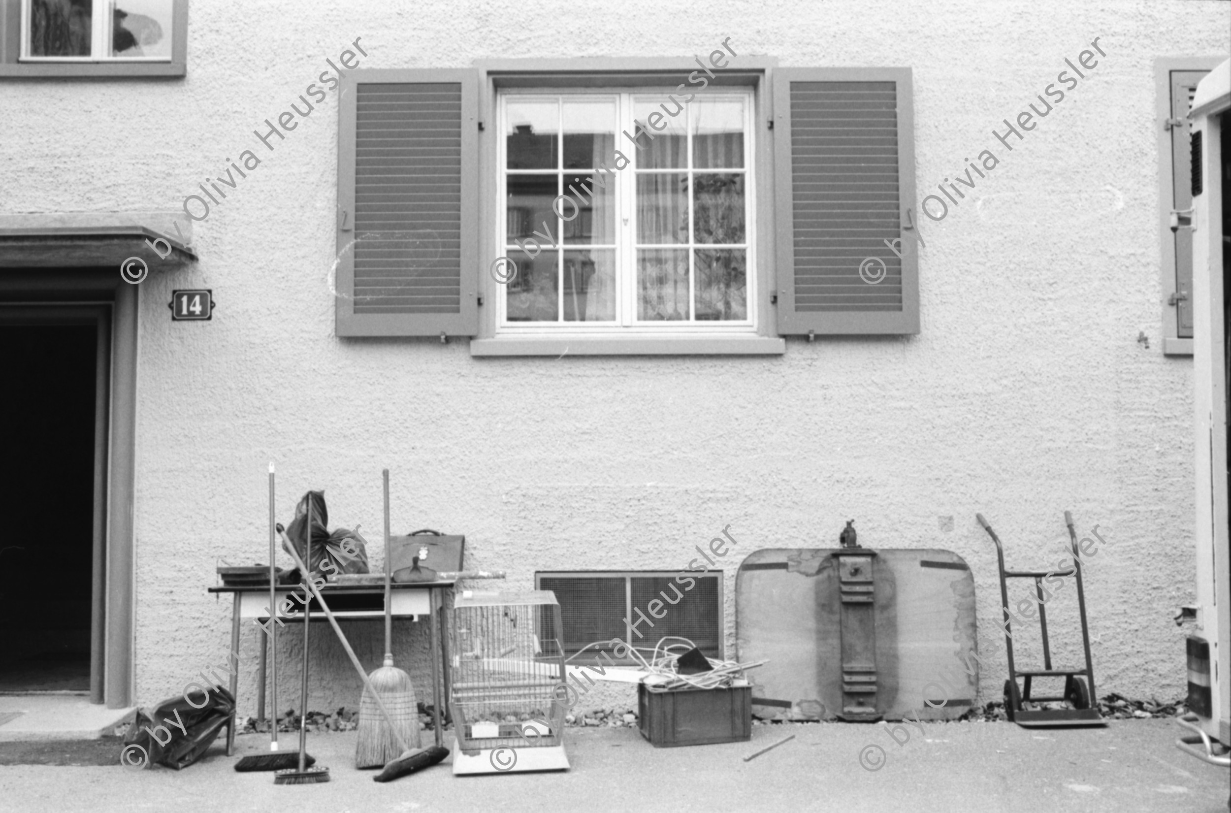 Image of sheet 19910100 photo 35: E