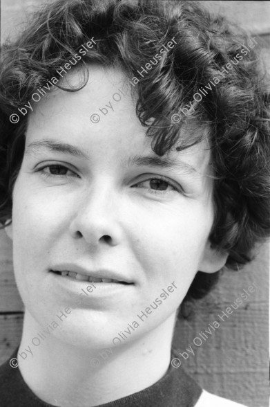 Image of sheet 19910130 photo 36: frtsg. 910120 Portrait Milena Moser Putzfraueninsel und Schlampenbuch