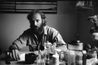 Image of sheet 19910182 photo 2: Der südafrikanische Photograph John Liebenberg. Portrait  im Erismannhof. Zürich