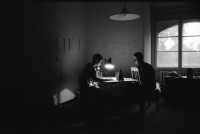 Image of sheet 19910470 photo 31: Ein Abfallkübel für Schweinefutter. Jemand macht eine öffentliche Anonce. Ein Dampfer kreuzt auf der Elbe. Portrait Dorothea Hunziker und Christine Müller. Im Zimmer bei Holger Stark.Ein Denkmal für Kästner. Auf der Elbe. Typische Szene in Dresden mit Trabant. Werbung für den Islam. Tanja Zimmermann liegt im Gras, nackt. Lesung von Dorothea Hunziker und Vesta Heyn im Dresdener Frauenzentrum. 1991 Dresden Germany Deutschland Ehemalige DDR former GDR
