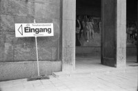 Image of sheet 19910480 photo 4: Im ehemaligen Reichsluftfahrt Ministerium  von Göhring und Haus der Ministerien DDR, dann Treuhandgesellschaft und heute Bundesfinanzamt (gebaut von Ernst Sagebiel), Eingang Wilhelmstrasse Mural Nie wieder Deutschland Kein 4. Reich Halle Ausstellung Topographie des Terrors Der Krieg gegen die Sovietunion. Portrait Galerie von Ermordeten. Philip Morris Sonnenschirm Martin Gropius Bau
Günter Grass deutet in seinem neuen Buch 9.95, ' ein weites Feld '. an: Dass die Treuhandanstalt , die 'Drecksarbeit' für die Bundesregierung verrichtet habe. Grass sagt hinsichtlich dem Tod vom ehemaligen Präsidenten der Treuhandanstalt, Rohwedder: ' Wer ein solch menschenverachtendes Instrument wie die Treuhand ins Leben ruft, muss sich nicht wundern, wenn darauf terroristisch reagiert wird. ' Dazu Birgit Breuel: Dies sei Geschichtsklitterung und Einfältigkeit.
Berlin 1991 Deutschland Wiedervereinigung
The Ministry of Aviation (German: Reichsluftfahrtministerium), abbreviated RLM, was a government department during the period of Nazi Germany (1933–45). It is also the original name of the Detlev-Rohwedder-Haus building on the Wilhelmstraße in central Berlin, Germany, which today houses the German Finance Ministry (Bundesministerium der Finanzen).

The Ministry was in charge of development and production of aircraft, primarily for the German Air Force (the Luftwaffe), but also for commercial applications. As was characteristic of government departments in the Nazi era, the Ministry was personality-driven and formal procedures were often ignored in favor of the whims of the Minister, Reichsmarschall Hermann Göring. As a result, early successes in aircraft development progressed only slowly and erratically during World War II.