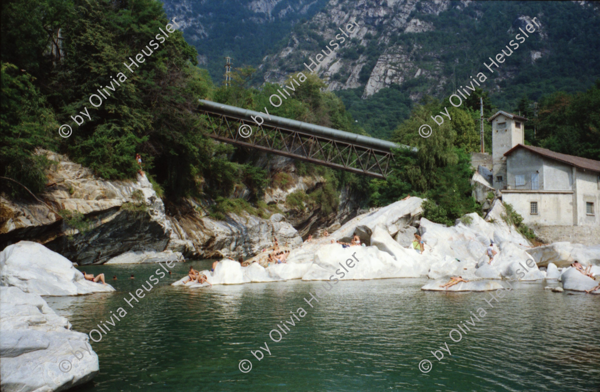 Image of sheet 19910640 photo 35: R