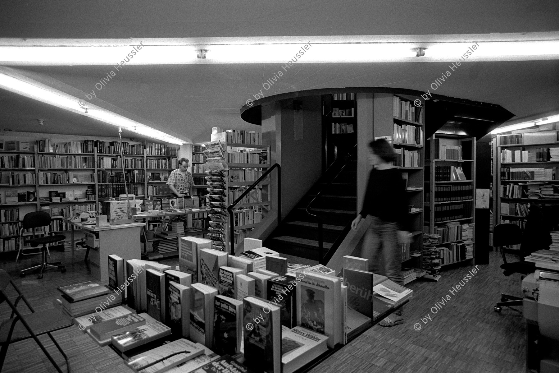 Image of sheet 19910670 photo 11: Portrait Pinkus Buchhandlung an der Froschaugasse, 20 Jahre Selbstverwaltung. Laden. Books shop Bookshop Zürich Schweiz Europe Switzerland swiss √
© 1991, OLIVIA HEUSSLER / www.clic.li