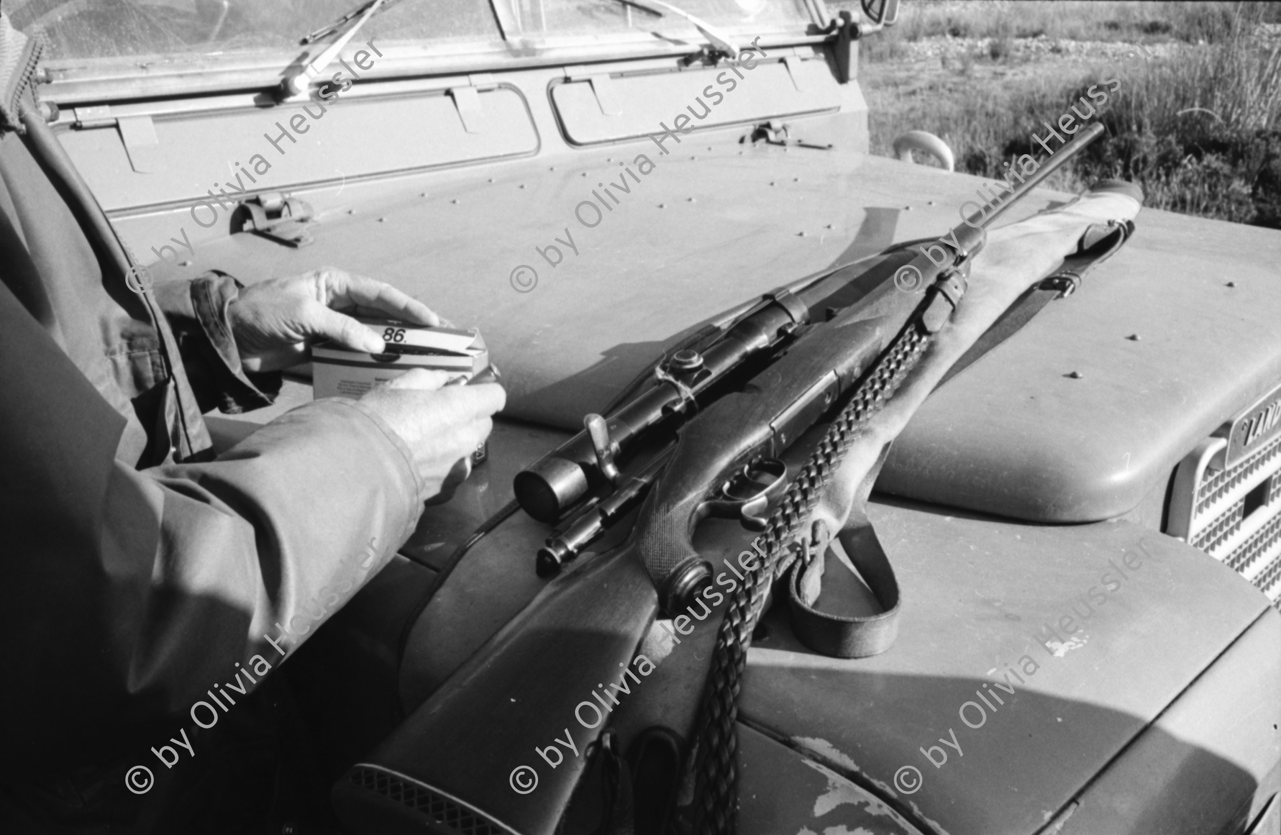 Image of sheet 19910750 photo 21: © 1991, Olivia Heussler / www.clic.li
Pony und Gordon als Ponyboy. Mittags lunch in Schelter. Care na Ciche. In Coire Brahn Deer hunting in Scotland 1991 deer hunting scotland hunter traditional man highland Great britain Europe Europa 
Scotland (Scottish Gaelic: Alba ([ˈal̪ˠapə ] About this sound listen (help·info)) is a country that is part of the United Kingdom. Occupying the northern third of the island of Great Britain, it shares a border with England to the south and is bounded by the North Sea to the east, the Atlantic Ocean to the north and west, and the North Channel and Irish Sea to the southwest. In addition to the mainland, Scotland is made up of more than 790 islands including the Northern Isles and the Hebrides.
√ Europe hunting