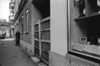 Image of sheet 19920120 photo 12: E