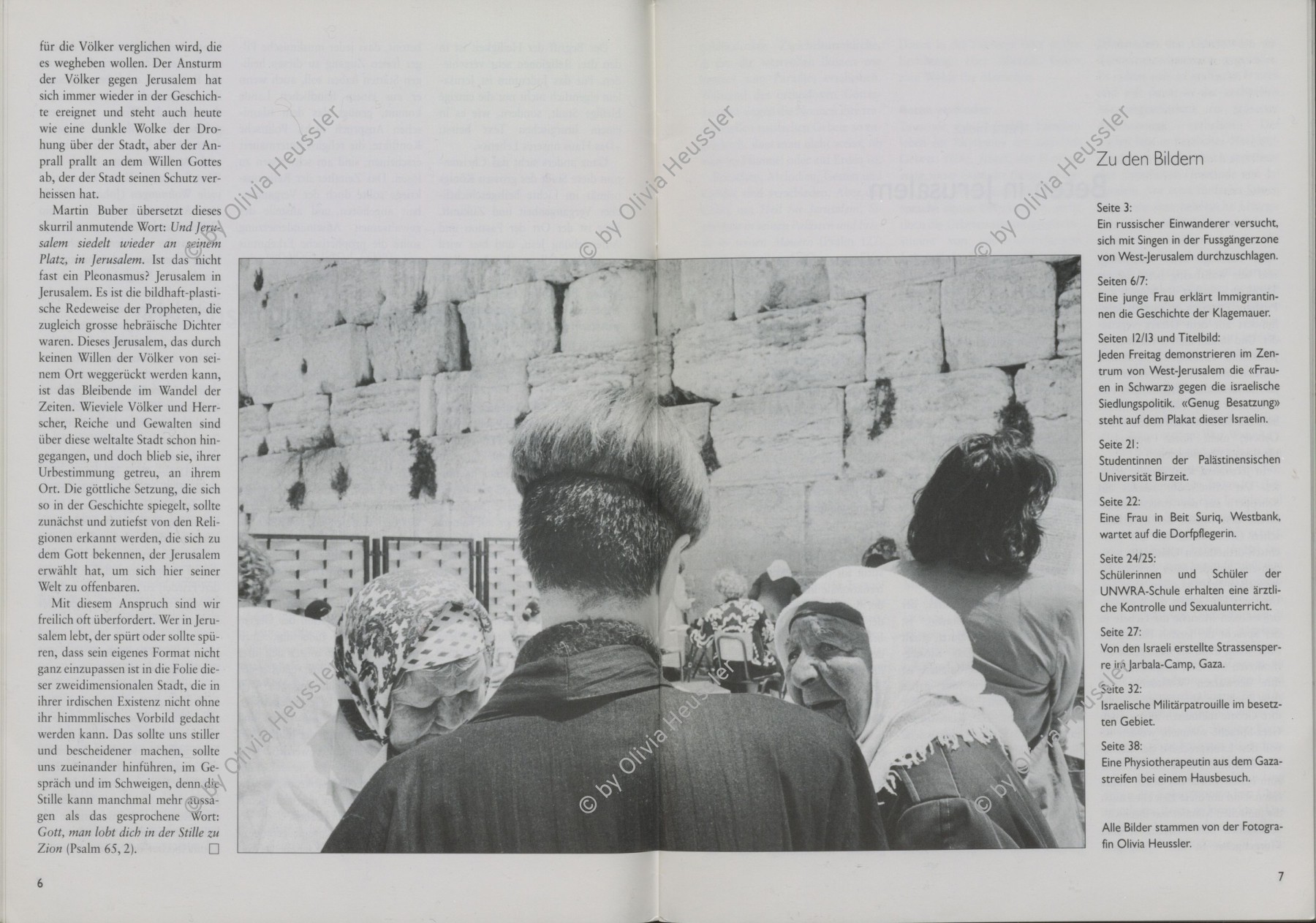 Image of sheet 19920380 photo 18: © 1992, Olivia Heussler / www.clic.li
Eine junge Frau erklärt den älteren Einwanderinnen die Geschichte der Klagemauer im Jerusalem. Israel 1992 √
A young woman explains to elderly immigrant's the story of the Wailing Wall in Jerusalem.