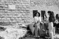 Image of sheet 19920380 photo 2: Diese palästinensischen Studentinnen freuen sich auf die Wiedereröffnung der Universität Birzeit. 28.04.92 Palästina. 1992 √ students girls women woman 
Birzeit University (BZU) (Arabic: جامعة بيرزيت‎) is a public university located in Birzeit near Ramallah, Palestinian territories. BZU is among the foremost tertiary educational institutes in the Palestinian territories and has played a significant role in the Palestinian political dialogue.It is the first institution of higher education to be established in the Palestinian territories and is considered as one of the most prestigious universities in the West Bank.Furthermore, BZU has the highest admission averages among other Palestinian universities