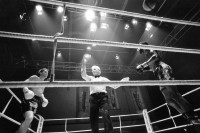 Image of sheet 19920510 photo 4: Der Berner Jean-Charles Meuret und der Amerikaner Ricky Hayes beim Schwerwelter Gewicht Profiboxmatch in der Gessnerallee in Zürich. Zürich, 1992 √
Swiss european Switzerland Schweiz Europe referee
Boxing (pugilism, prize fighting, the sweet science or in Greek pygmachia) is a martial art and combat sport in which two people engage in a contest of strength, reflexes, and endurance by throwing punches at an opponent with gloved hands