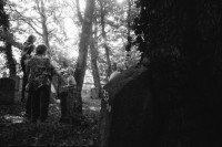 Image of sheet 19920550 photo 34: Lars Müller mit seiner Tochter Hanna und Regula. Beat Wismer Heide und Töchter und Ruth Guggenheim ce