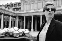 Image of sheet 19920560 photo 11: France Photography Galery market photo swiss Portrait sunglasses