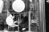 Image of sheet 19920610 photo 25: Die deutsche Künstlerin, Bildhauerin und Malerin: Anne Sewcz Cité des Arts. Paris an der Seine. art painter artist female woman Portrait Kunst Paris France Frankreich 1992 √ http://www.annesewcz.de