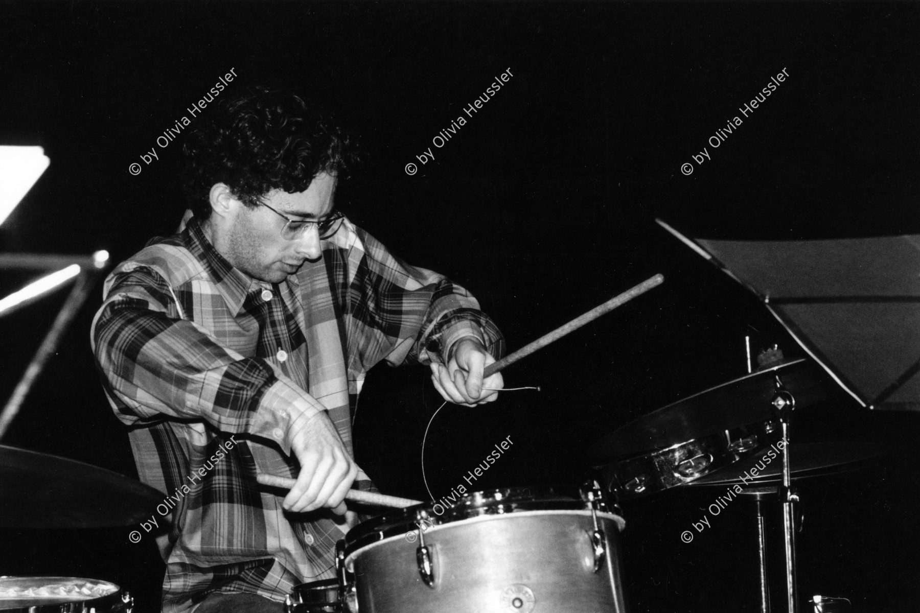 Image of sheet 19920620 photo 10: Der Britische Schlagzeuger Steve Arguelles während einem Konzert im Instant Chavires, Paris 09.92  1992 √ music jazz spanish french france club british drummer drums Schlagzeug