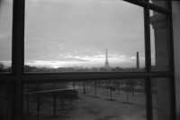 Image of sheet 19920760 photo 13: Umgestürtzte Strassenlampe vor Centre Pompidou. Paris. Aussicht auf Eifelturm und Paris vom Jeu de Paume. Abendstimmung. Schleuse auf Rhein. Frachtschiff transportiert Personenfahrzeug. Percy Heussler. Elsass Alsace Ici on Fume. Olivia bei Viktor Badran Fahrrad Schatten in Cité des Arts France 1992 frankreich