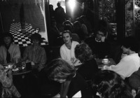 Image of sheet 19930070 photo 35: frtsg. 930060 Portrait Elke Heidenreich für Magazin im Café Odeon. PK TV DRS Zürich
