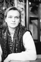 Image of sheet 19930070 photo 8: frtsg. 930060 Portrait Elke Heidenreich für Magazin im Café Odeon. PK TV DRS Zürich
