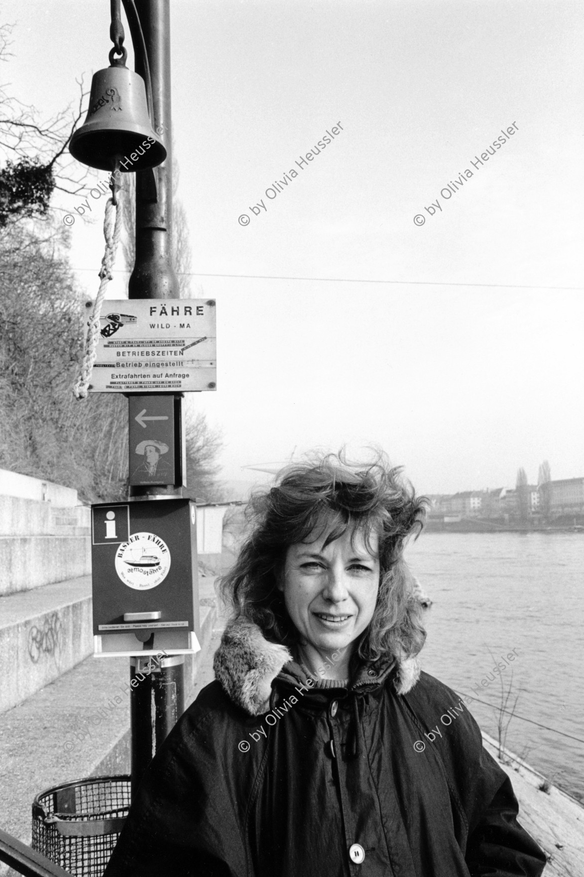 Image of sheet 19930120 photo 34: Portrait 
Die Schweizer Pianistin und Komponistin Marianne Schroeder am Rhein. Basel 02.93
1993 Schweiz Swiss piano player and composer on the river rhine Switzerland Europe art music woman female Marianne Schroeder (born 1949) is a Swiss pianist and composer. She studied with Giacinto Scelsi. She played at Carnegie Hall, Lucerne Festival and Théâtre des Champs-Élysées. She worked with John Cage and Shigeru Kan-no
© 1993, Olivia Heussler √