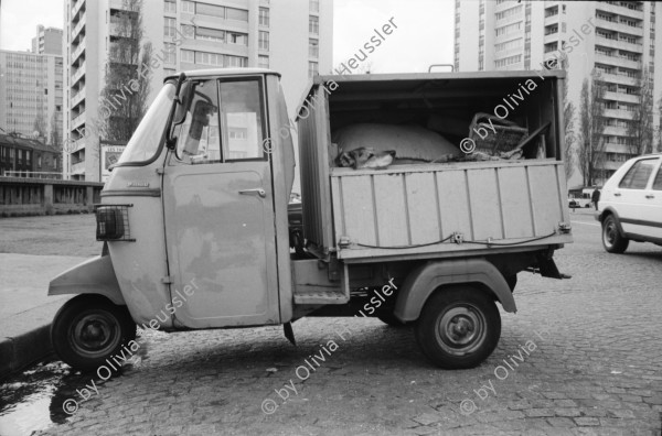 Image of sheet 19930290 photo 8: Drei-Rad Transport Motorrad zur Abfallsammlung, Paris 1993.