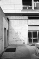 Image of sheet 19930300 photo 11: graffiti La Revolution vendra.