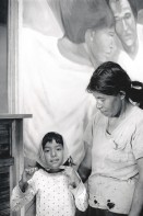 Image of sheet 19930600 photo 28: © 1993, OLIVIA HEUSSLER/ www.clic.li
Ein Mädchen wartet mit ihrer Mutter im Gesundheitszentrum auf eine Behandlung. 
A girl waits with her mother at the health center for dentist treatment.
Esteli, Nicaragua 08.93 1993 √ medical health traditional medicine clinic girl mother theeth Zahn Schmerzen Centro de salud Leonel Rugama 
Brunner Müller

Exhibition Out of: From time to time  / VonZeitzuZeit