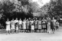 Image of sheet 19930710 photo 15: Eine Gruppe Heilerinnen in San José de Masatepe. Nicaragua 1993 √
traditional natural health medicine curanderas healer women Frauen Naturheilmedizin