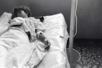 Image of sheet 19930760 photo 17: Eine Patientin mit Cholera liegt im Gesundheitszentrum von Pueblo Nuevo. 
patient with cholera in the health center Nicaragua. 1993 √
© 1993, OLIVIA HEUSSLER / www.clic.li