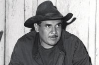 Image of sheet 19930870 photo 0: Pedrito el Hondureno alias Viktor Gallegos ist der Führer des FROC (Frente Revolucionario Obrero y Campesino). In der Sicherheitszone im Norden Nicaraguas. 1993 √ 
Army soldier insurecion Guerilla war