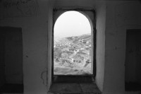 Image of sheet 19931300 photo 12: Wanderung durch den Ein Gedi Park bewaffnete Israeli. Palestinensische und jüdische Kinder marschieren zusammen.
Nabi Musa  Nebi Musa Shrine Moses Grab bei Jericho  Gräber muslimische Grabstätte.
Nabi Musa (Arabic: نبي موسى‎, meaning the Prophet Moses, also transliterated Nebi Musa) is the name of a site in the Judean desert that popular Palestinian folklore associates with Moses.
Frau vor IKRK CICR Büro in Gaza. Portrait Olivia von Marc Bouvier im Beach Club Haus. Portrait von Yussra Barbari. Gaza Marna House. Gaza strip occupied territory 1993 Israel Palestine
