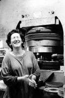 Image of sheet 19931400 photo 35: © 1993, OLIVIA HEUSSLER/ www.clic.li
Michal Amir 23, arbeitet in der Fabrik des Kibbutz Sarid Israel 12.93 1993 work woman laughing laugh young worker female  portrait √

A kibbutz (Hebrew: קִבּוּץ / קיבוץ, lit. "gathering, clustering"; plural kibbutzim) is a collective community in Israel that was traditionally based on agriculture. Today, farming has been partly supplanted by other economic branches, including industrial plants and high-tech enterprises.[1] Kibbutzim began as utopian communities, a combination of socialism and Zionism. In recent decades, some kibbutzim have been privatized and changes have been made in the communal lifestyle. A member of a kibbutz is called a kibbutznik (Hebrew: קִבּוּצְנִיק).

Kibbutz Sarid (Hebrew: שָׂרִיד) (lit. "Remnant") is a kibbutz in northern Israel. Located near Migdal HaEmek, it falls under the jurisdiction of Jezreel Valley Regional Council. In 2006 it had a population of 590

ohne Aufkleber