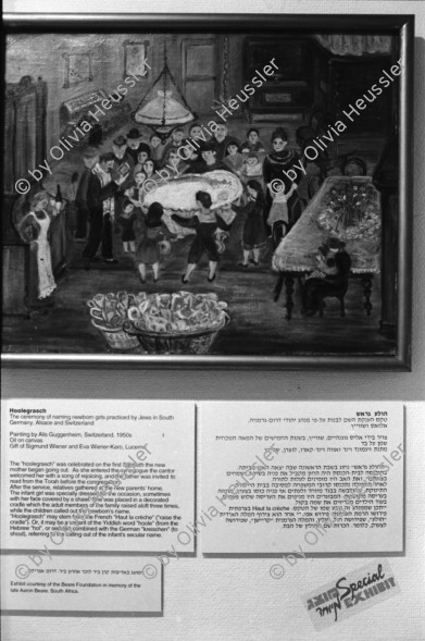 Image of sheet 19931430 photo 5: Alis Guggenheim Bild Hoolegrasch hängt im Israel Museum. In Judaica. Gift of Sigmund Wiener und Eva Wiener Karo Luzern. Irene und David Sala Wing for Israel Communities. Altstadt Kinder spielen mit Glaskugeln. Frauen. Junge rennt im Hintergrund Israel fahne. Klagemauer Männer und Frauen. am 24.12. Mutter mit Kind im Rucksack. Zettelchen stecken in der Mauer. Jerusalem Israel 1993

Während des Gebets an der Klagemauer. Jerusalem 24.12. 1993 √
Altstadt Old town

The Western Wall, Wailing Wall or Kotel (Hebrew: About this sound הַכֹּתֶל הַמַּעֲרָבִי (help·info), translit.: HaKotel HaMa'aravi; Ashkenazic pronunciation: Kosel; Arabic: حائط البراق‎, translit.: Ḥā'iṭ Al-Burāq, translat.: The Buraq Wall) is located in the Old City of Jerusalem at the foot of the western side of the Temple Moun