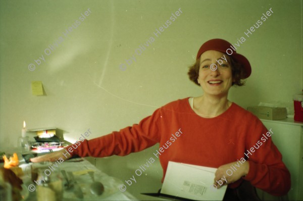 Image of sheet 19931540 photo 36: Portrait Renée Levy (re). mit Anne Sewcz. in der Cité des Arts Paris 1993 France Frankreich Paris