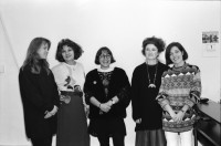 Image of sheet 19940170 photo 1: frtsg. 940160 FIZ Fraueninformationszentrum in Zürich an der Quellenstrasse Frauen portrait Portrait Jaqueline Leite Gruppenbild 1994