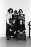 Image of sheet 19940170 photo 11: frtsg. 940160 FIZ Fraueninformationszentrum in Zürich an der Quellenstrasse Frauen portrait Portrait Jaqueline Leite Gruppenbild 1994