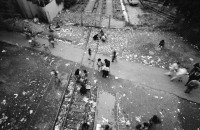 Image of sheet 19940330 photo 26: Letten von der kornhaus Brücke aus. Süchtige fixen im Dreck. (mit Herr Cortesi Hauptwache Pressestelle unterwegs) Drug Letten Needlepark